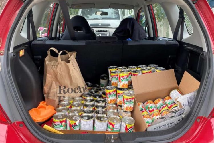 Massachusetts Town Bands Together To Help Feed Girl With Autism